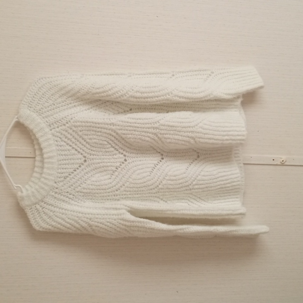 Kensie cream sweater size large
